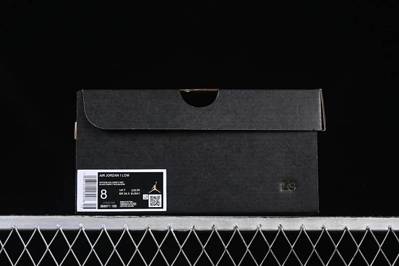 All categories Air Jordan Jordan series basketball shoes Air Jordan 1 Low Air Jordan 1 Low "White Black Gym Red" AJ1 Joe 1 Black Toe 2.0 Low-top cultural casual sneakers IB8971-106